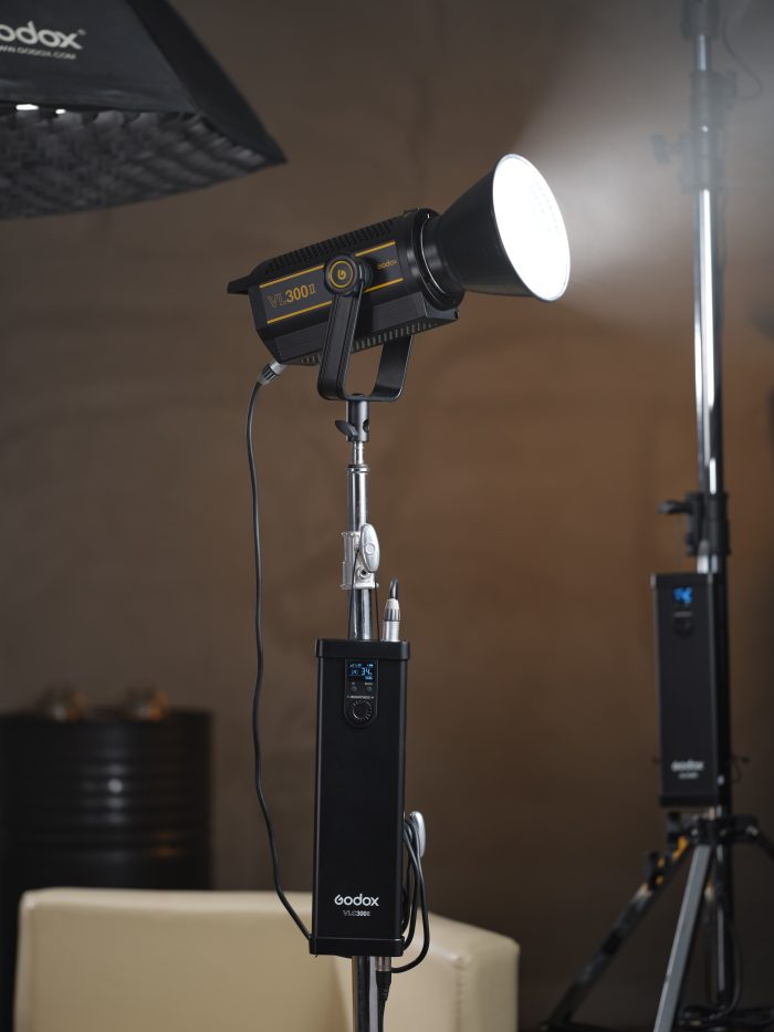 Godox VL300II Daylight LED Monolight (320W) | Godox